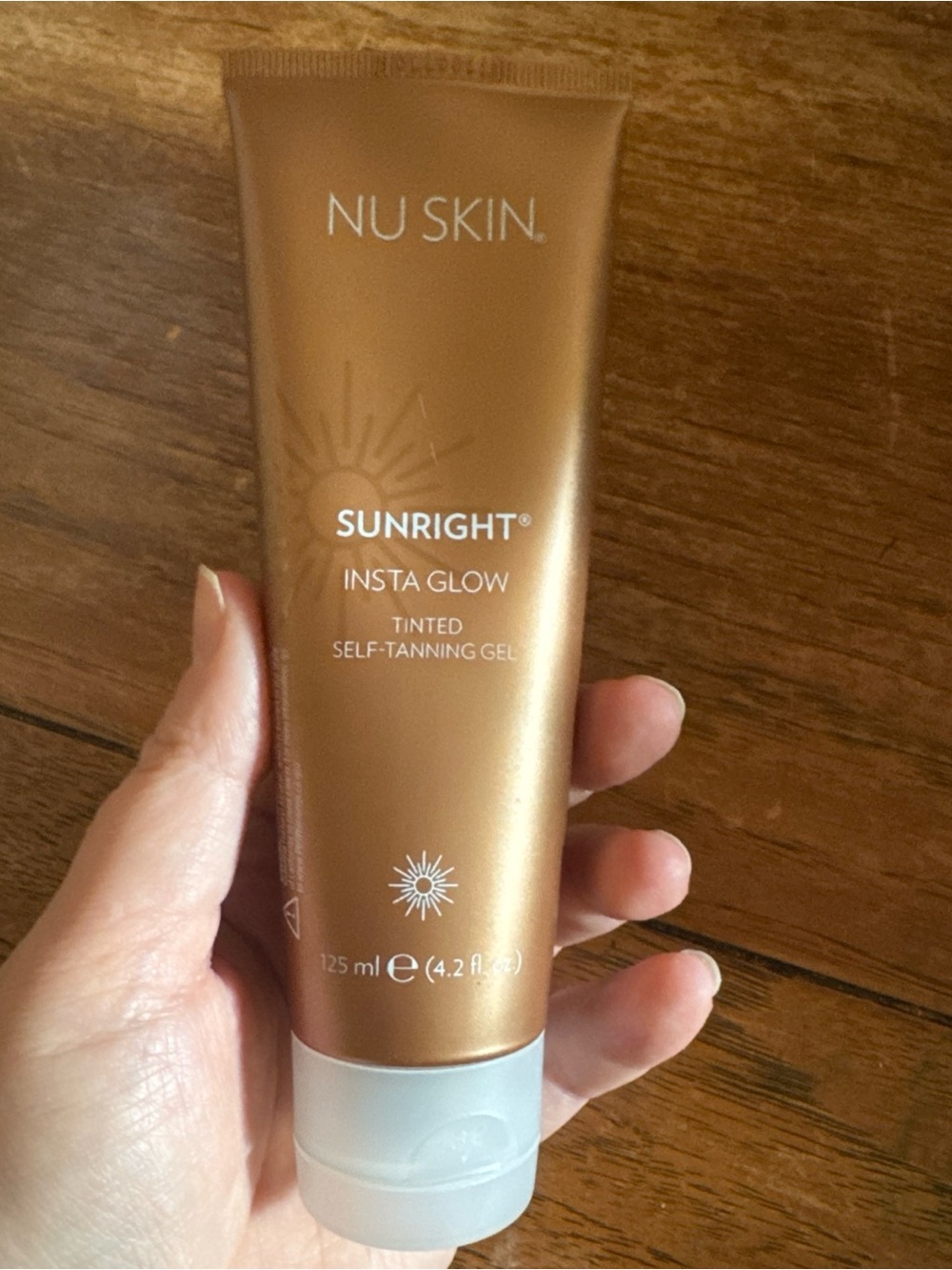 Nu Skin Sunright Insta Glow Tinted Self-Tanning Gel — Bronze